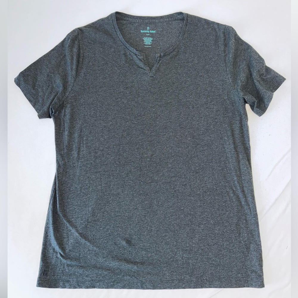 Tommy John Men's Short Sleeve Heather Charcoal V-Notch Tee
